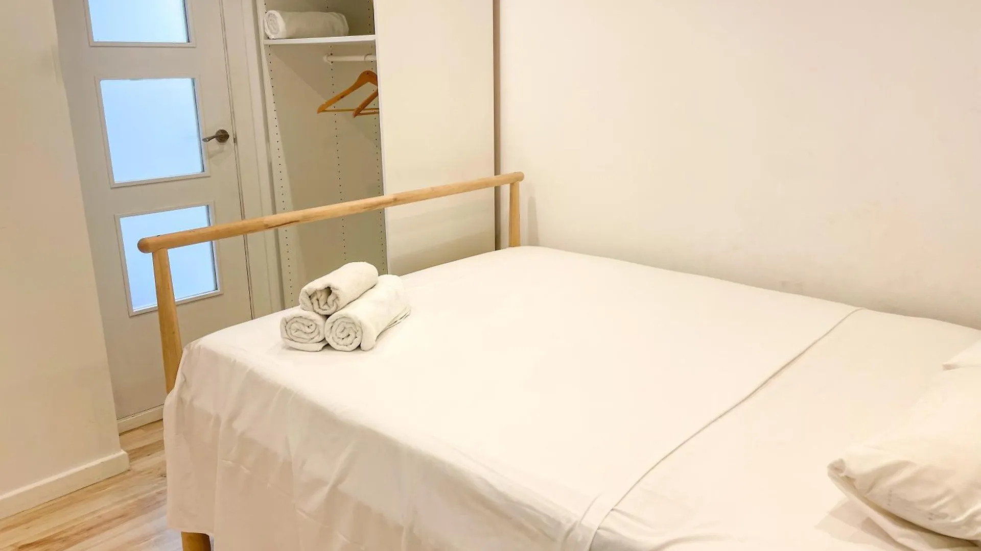 Precioso Apartamento Centrico Con Piscina S'Agaro Apartmán